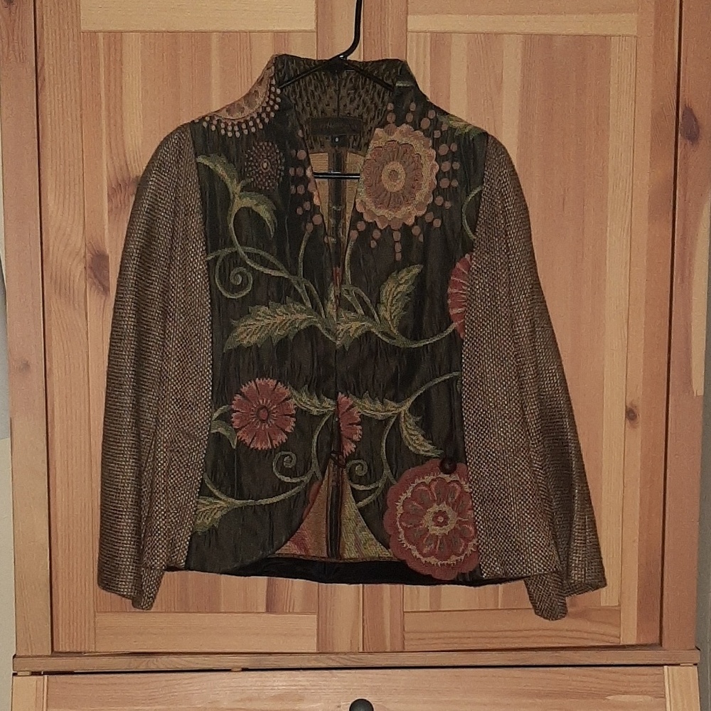 L. O'Neill Designs  Brown floral blazer